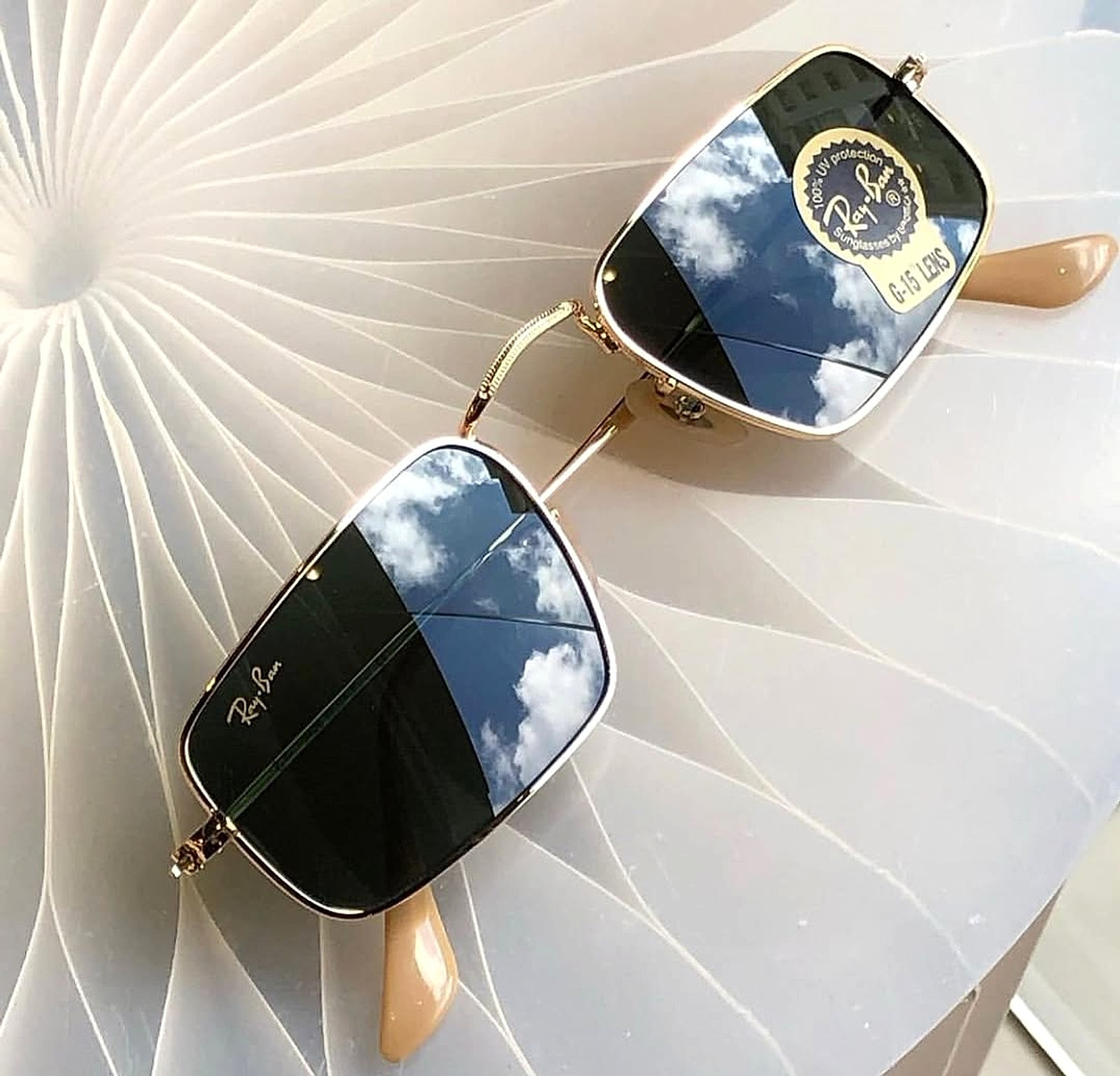 Julie By Ray Ban RB3957 49mm