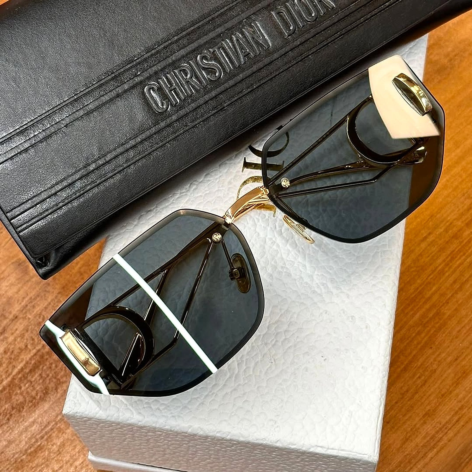 New 30Montaigne
