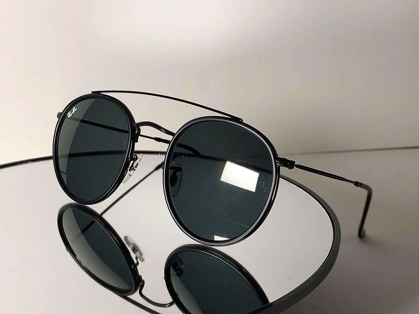 Round Double Bridge Full Black