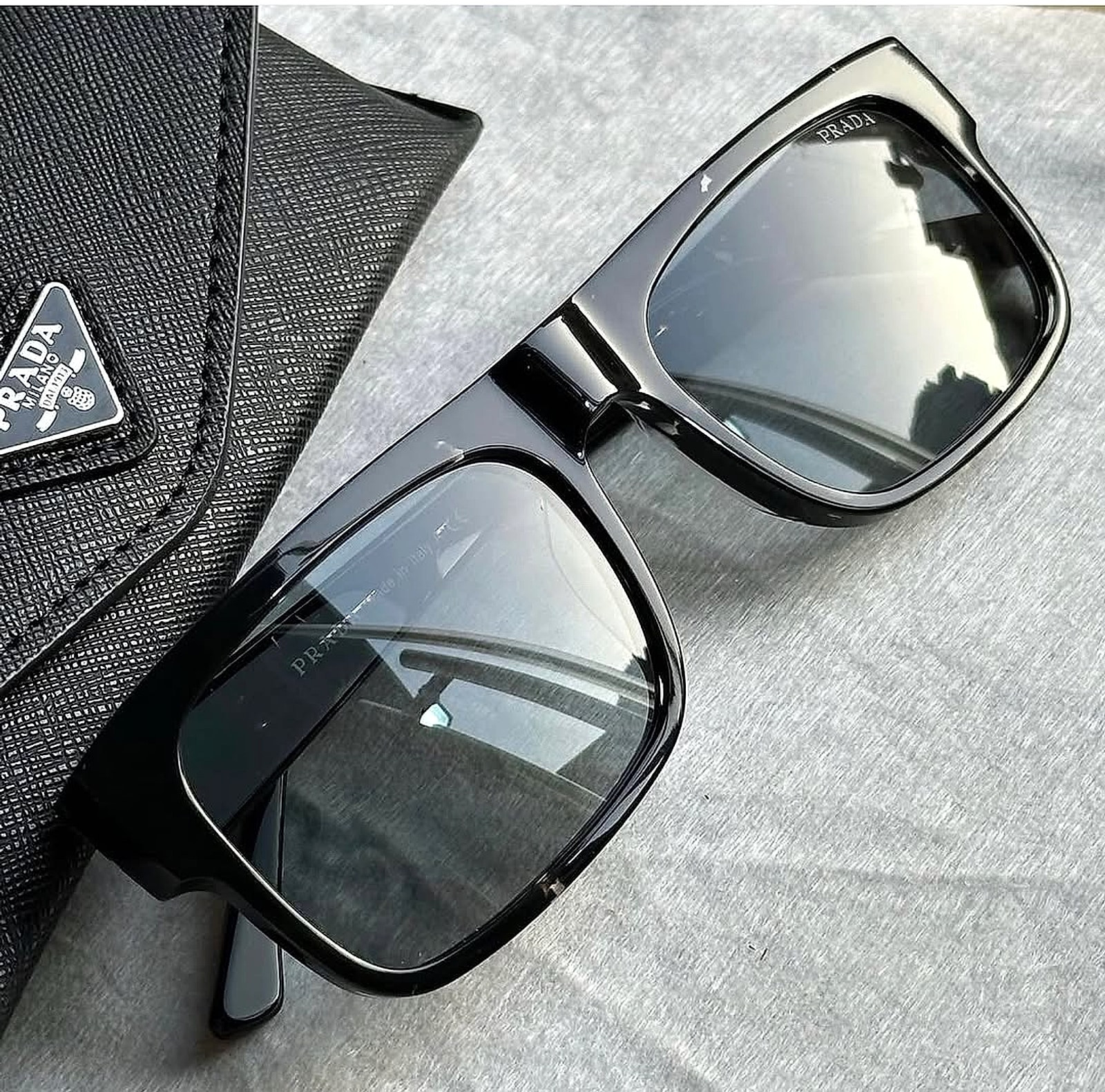 The new Blue Evolve Prada PRA10S 57mm