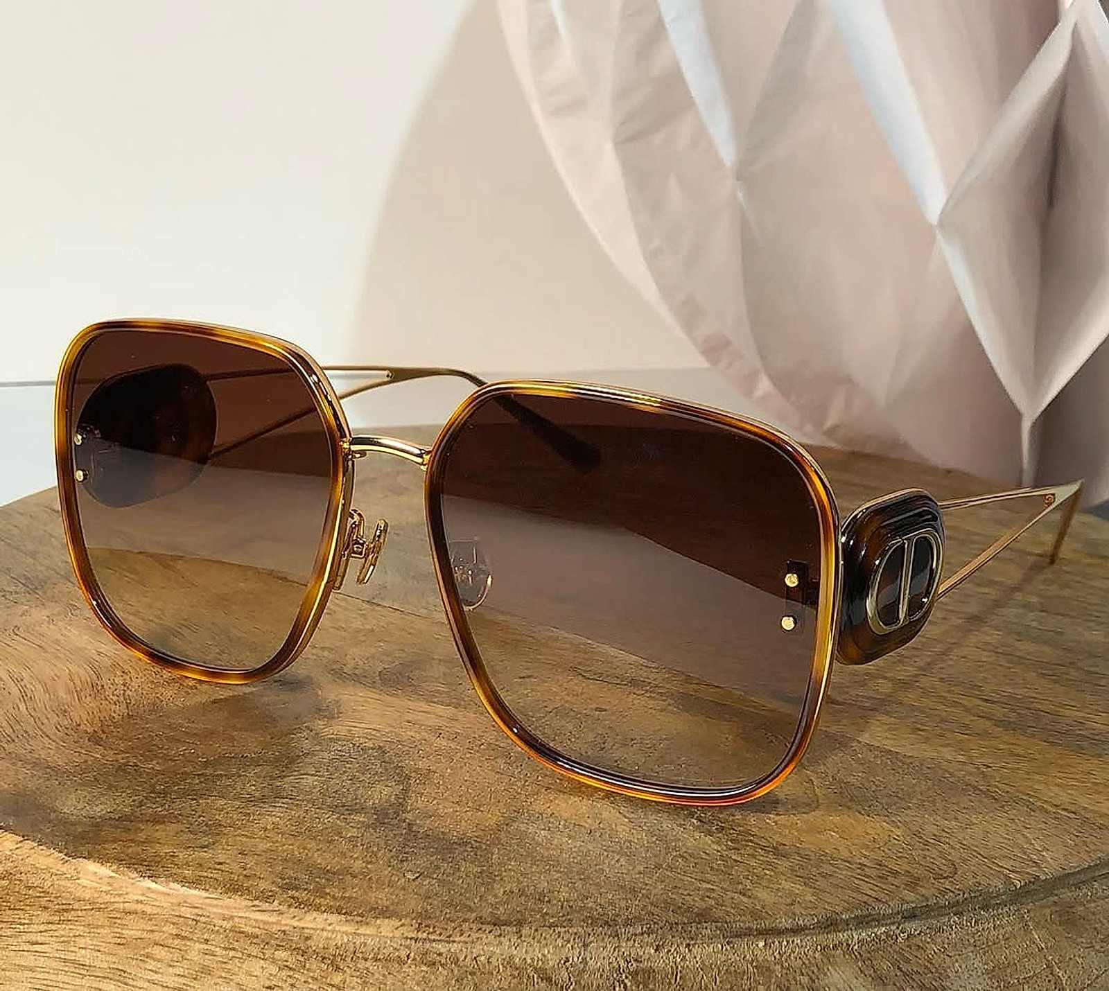 The New DiorBobby S1U 63mm